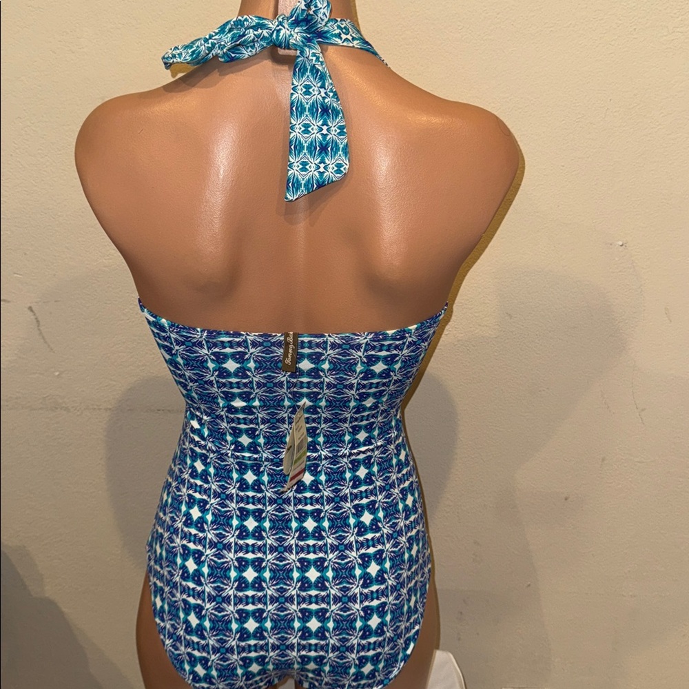 NWT Tommy Bahama one piece swimsuit size 4 V front halter - Picture 4 of 5